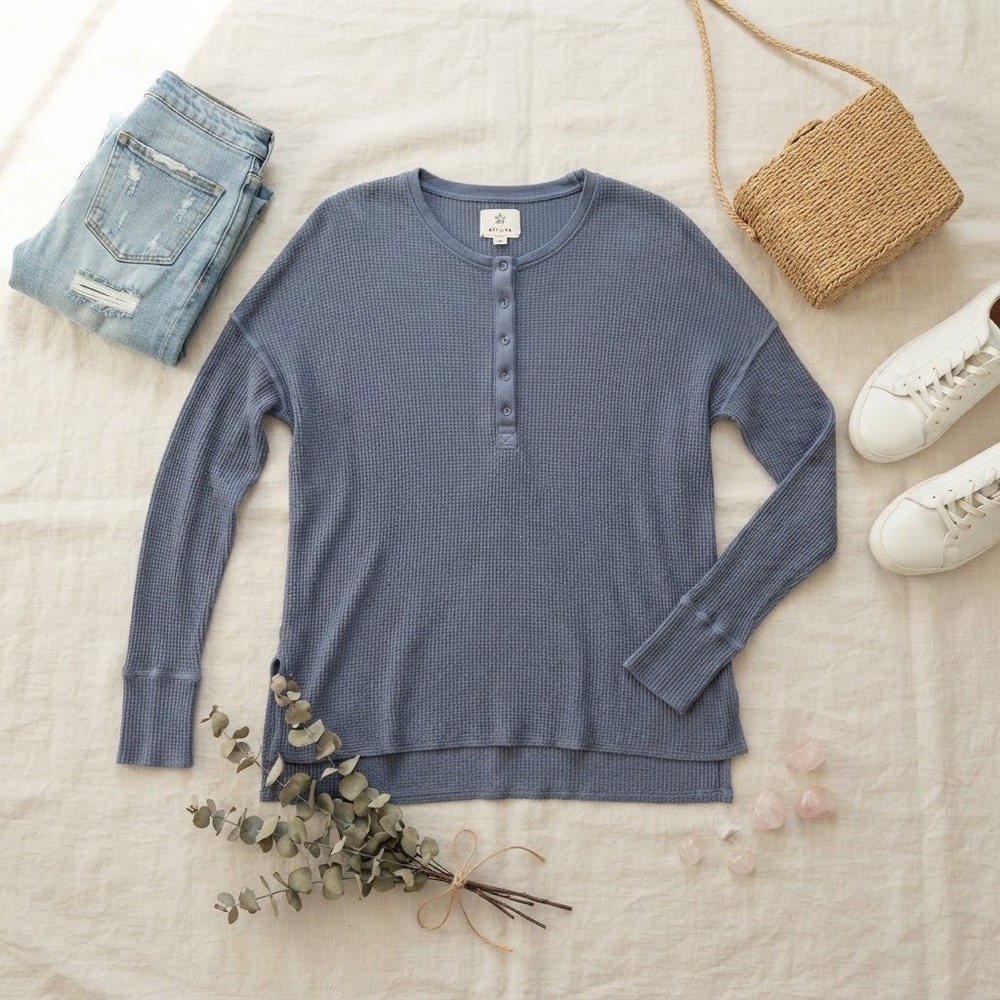 OFFLINE by Aerie Blue Waffle Knit Henley Long Sleeve Top Thumbholes Small